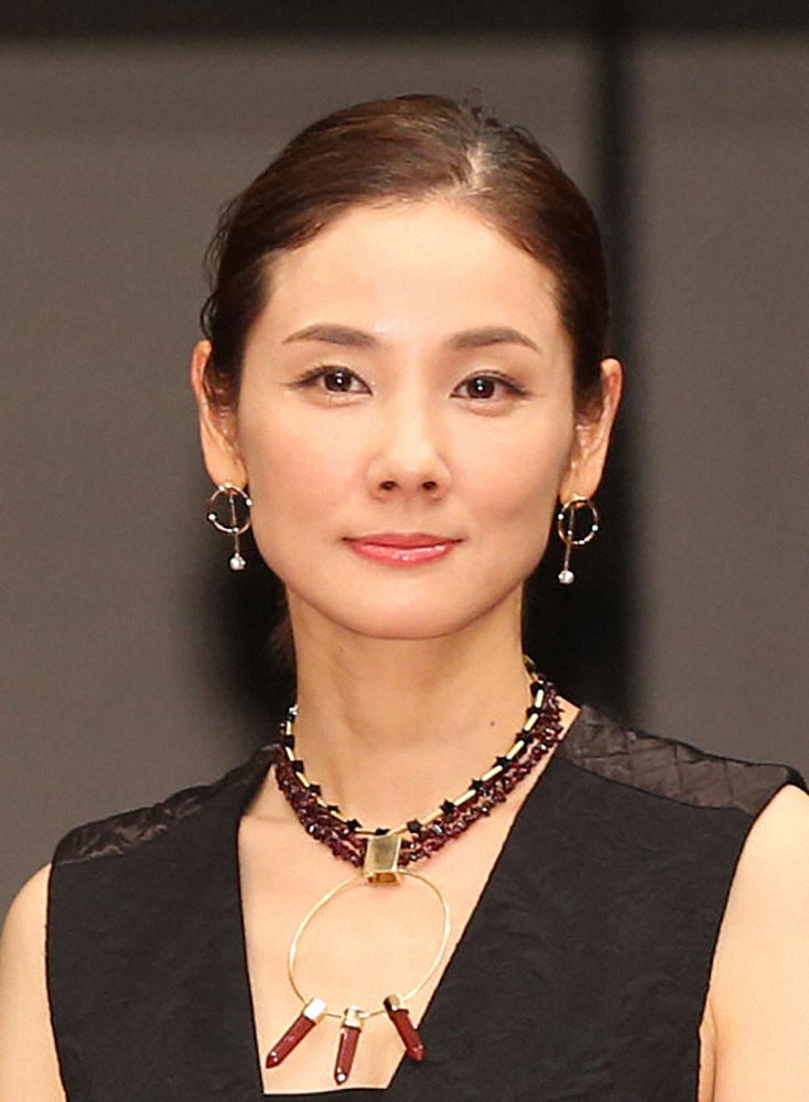 吉田羊　「飲み友達でした」と過去形で紹介する男性芸能人　自宅飲みする仲だったのに“疎遠”になったワケ― スポニチ Sponichi Annex 芸能