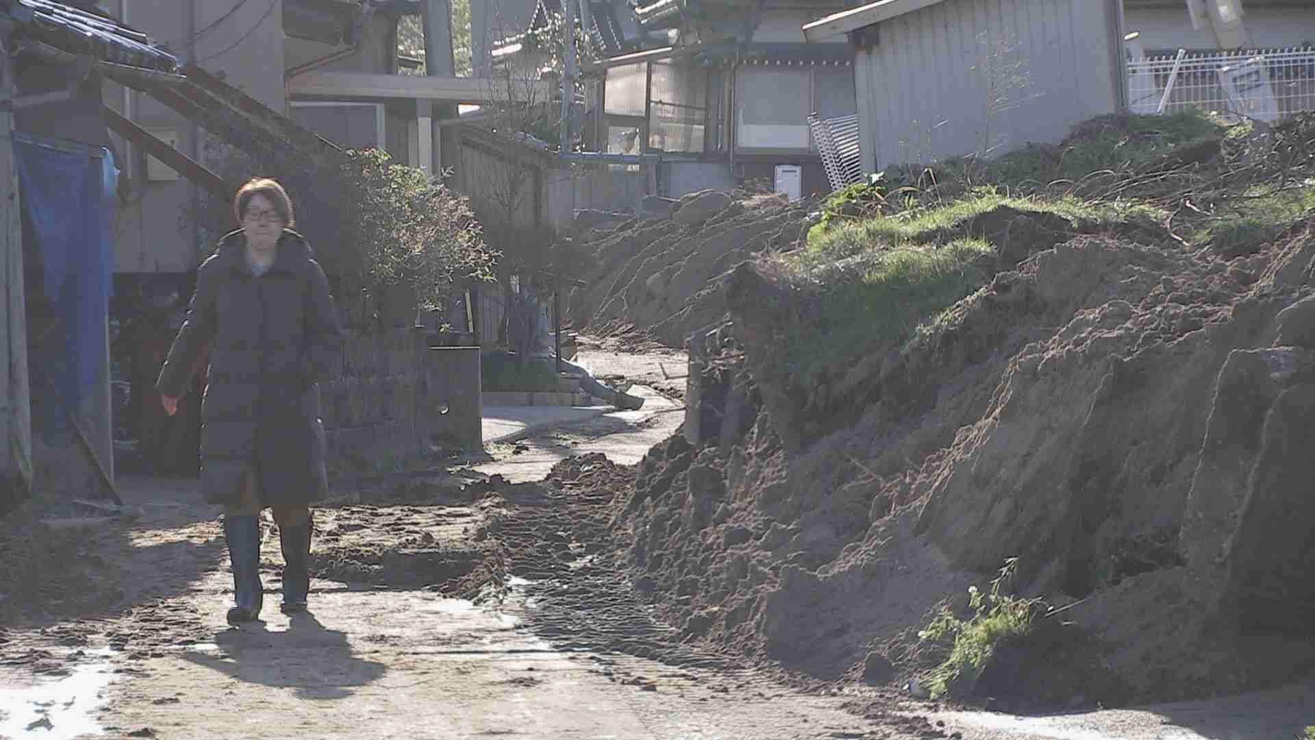 「順番があるのは分かるけど…情報がない」人的被害目立たずとも液状化現象などの影響深刻　石川・内灘町 | TBS NEWS DIG