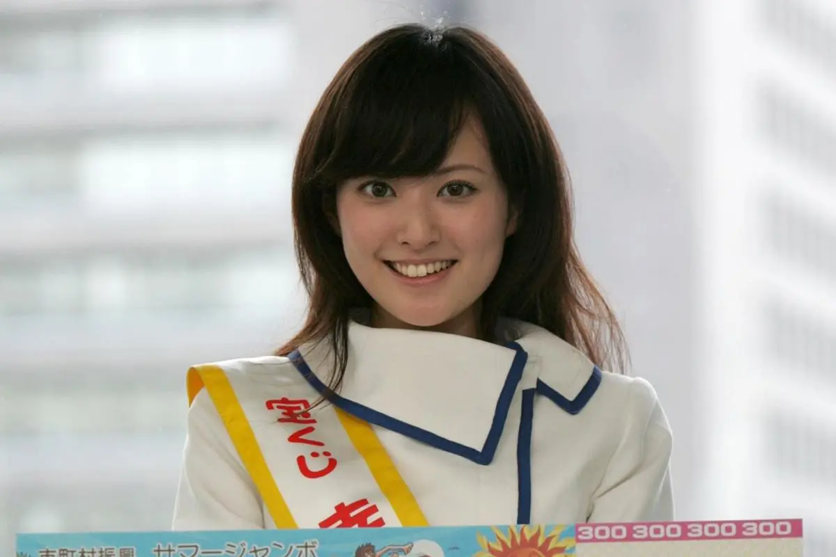 TBS安住アナ 12歳年下妻の“最強プロ彼女”ぶり!結婚見据え芸能界引退、インスタも全削除