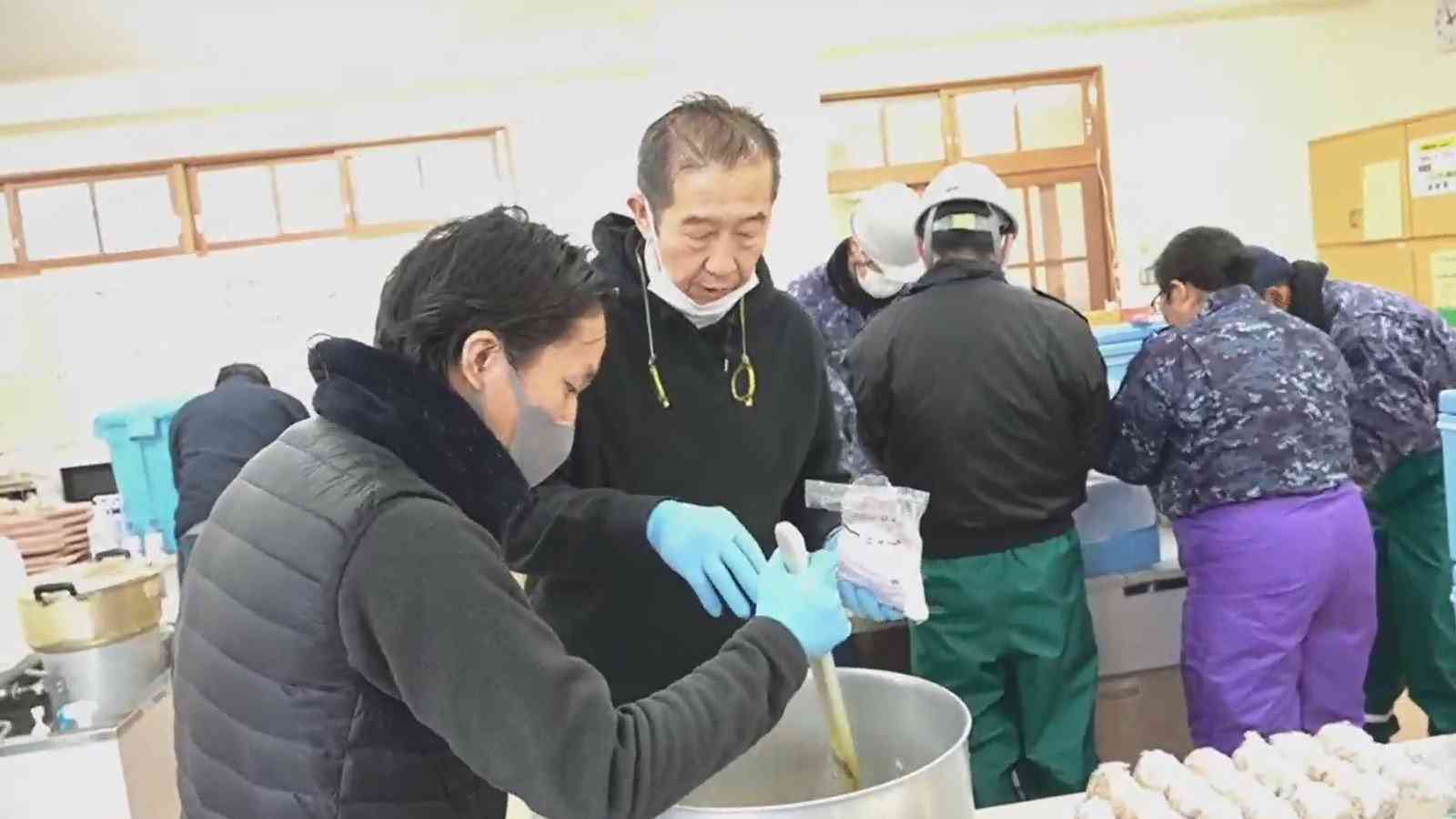 「避難所をなんだと思ってる」賞味期限切れ食品にシェフ怒り　一方的に置いていかれた支援物資…“民間物資”の受け入れ一時中止に（FNNプライムオンライン） - Yahoo!ニュース