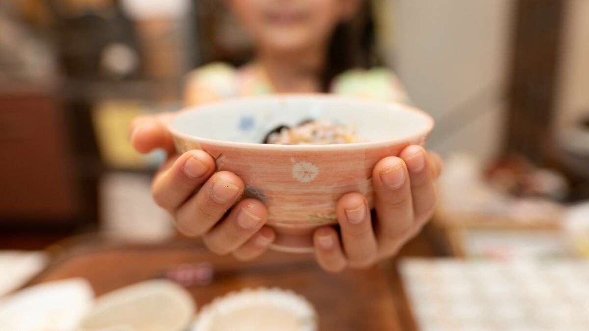 ｢子ども食堂｣を開くと市から5万円支給…ひろゆきの｢そんなにもらえるんだ｣に明石市長が返した答え ｢それで儲けようと思ったらご近所さんが黙ってないですよ｣ (2ページ目) | PRESIDENT Online（プレジデントオンライン）