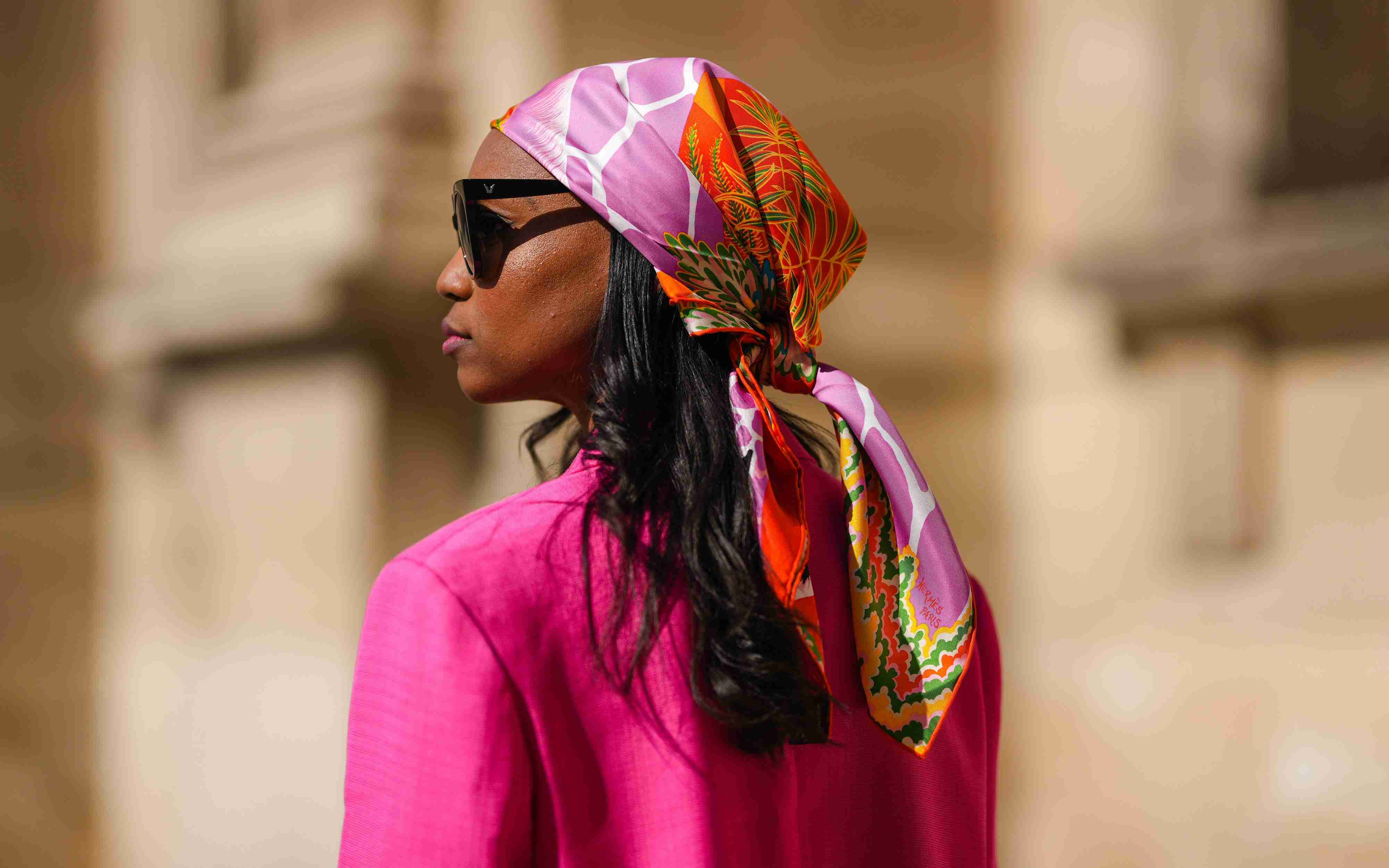 パリジェンヌがダウンを着ない理由。 極寒のパリを乗り切る、防寒テクニック