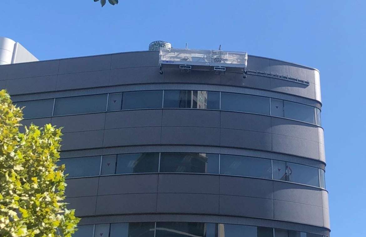 中丸雄一、生配信で今後の契約内容を公表「双方ともに合意して…」  | ORICON NEWS