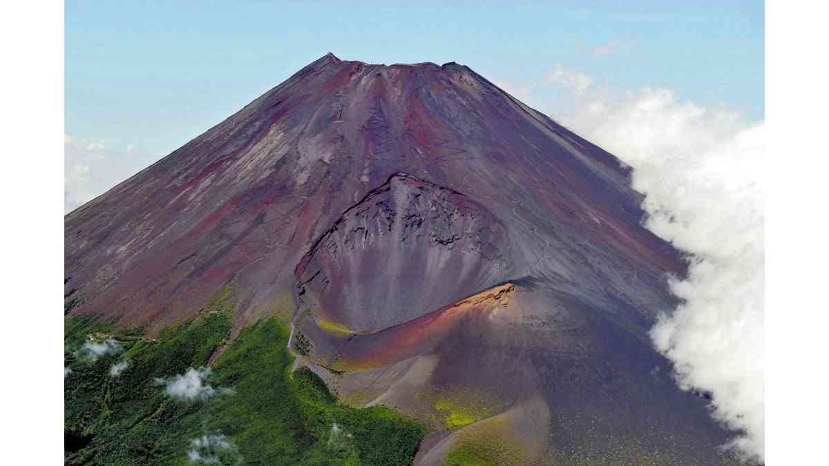 富士山「いつ噴火してもおかしくない」、溶岩流は新東名まで１時間４５分で到達…対策は立ち遅れ : 読売新聞