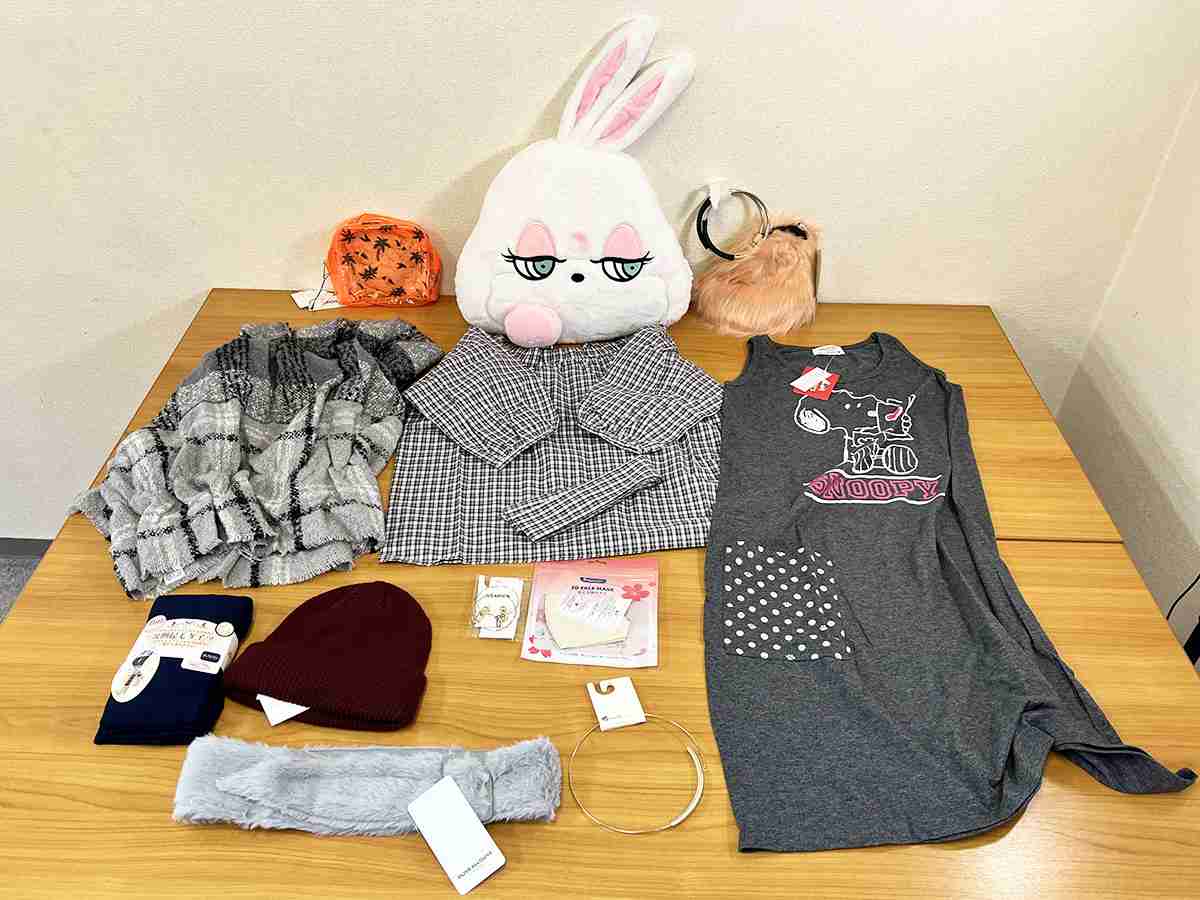 【またお前か】楽天『2024レディース冬ブランド福袋』を開けたら「ヤバい福袋に入りがちなモノ」がわかった