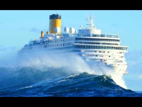 Top 10 Big Cruise Ships In Huge Storm! Dangerous Waves In Hurricane - YouTube