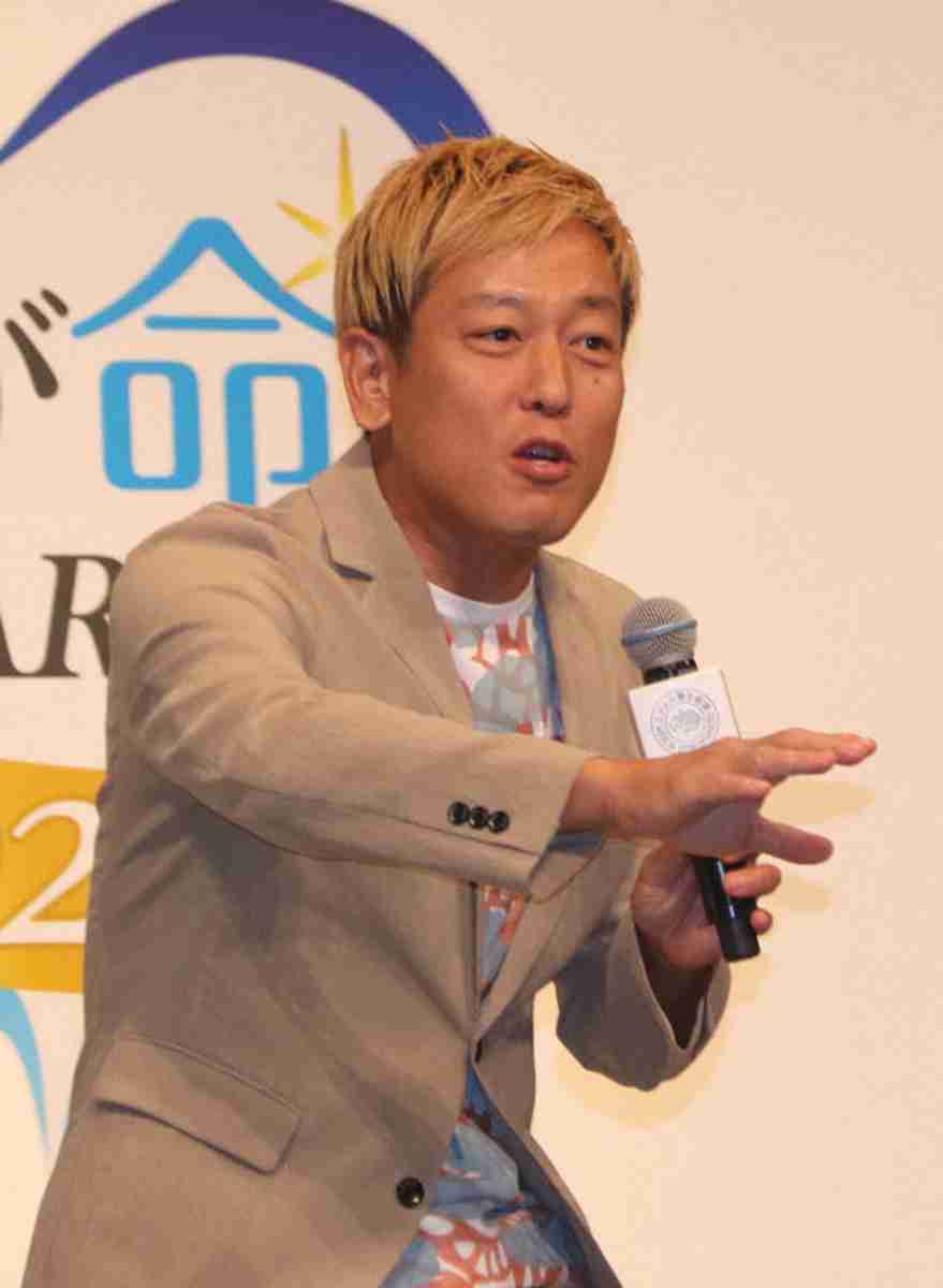 じゅんいちダビッドソン、第2子男児誕生「まだまだ前線で体を張り続けなければ」　家族4人の写真公開― スポニチ Sponichi Annex 芸能