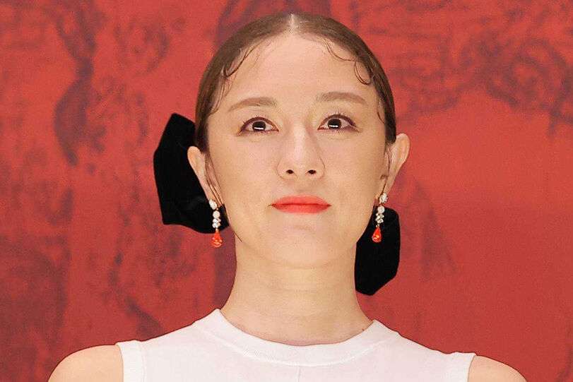 伊藤歩、今月いっぱいで所属事務所を退所することを発表「快く送り出してくださる事に、深く感謝」 : スポーツ報知