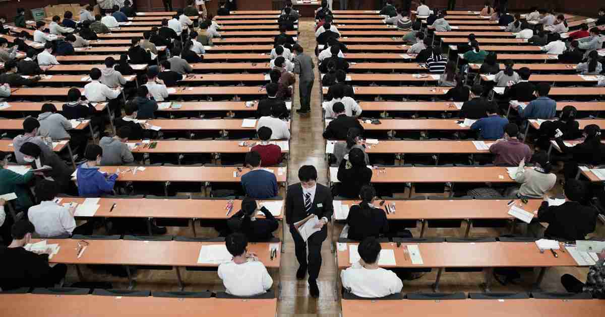 共通テスト、不正行為で4人失格　カンニングペーパーや定規使用 | 毎日新聞