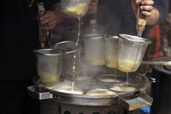 ラーメンが世界的人気でも店の倒産は大幅増…しかもインバウンドの行列はありがた迷惑？｜日刊ゲンダイDIGITAL