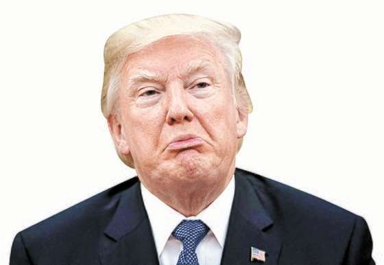 日本政府、トランプ氏と接触摸索…「ゴルフ仲間」麻生氏が出た（中央日報日本語版） - Yahoo!ニュース