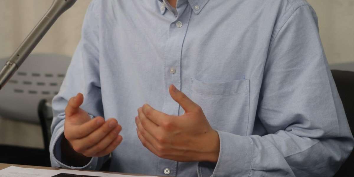 アマゾンフレックス配達員「トイレ行けず、信号待ちでおにぎりかじる」激務訴え、環境改善を要求 - 弁護士ドットコム