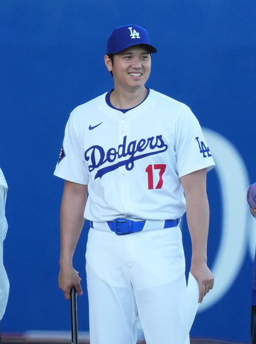 大谷翔平ら着用ユニホームの下が“透け透け”問題、選手会がMLBに懸念伝える  - ＭＬＢ : 日刊スポーツ