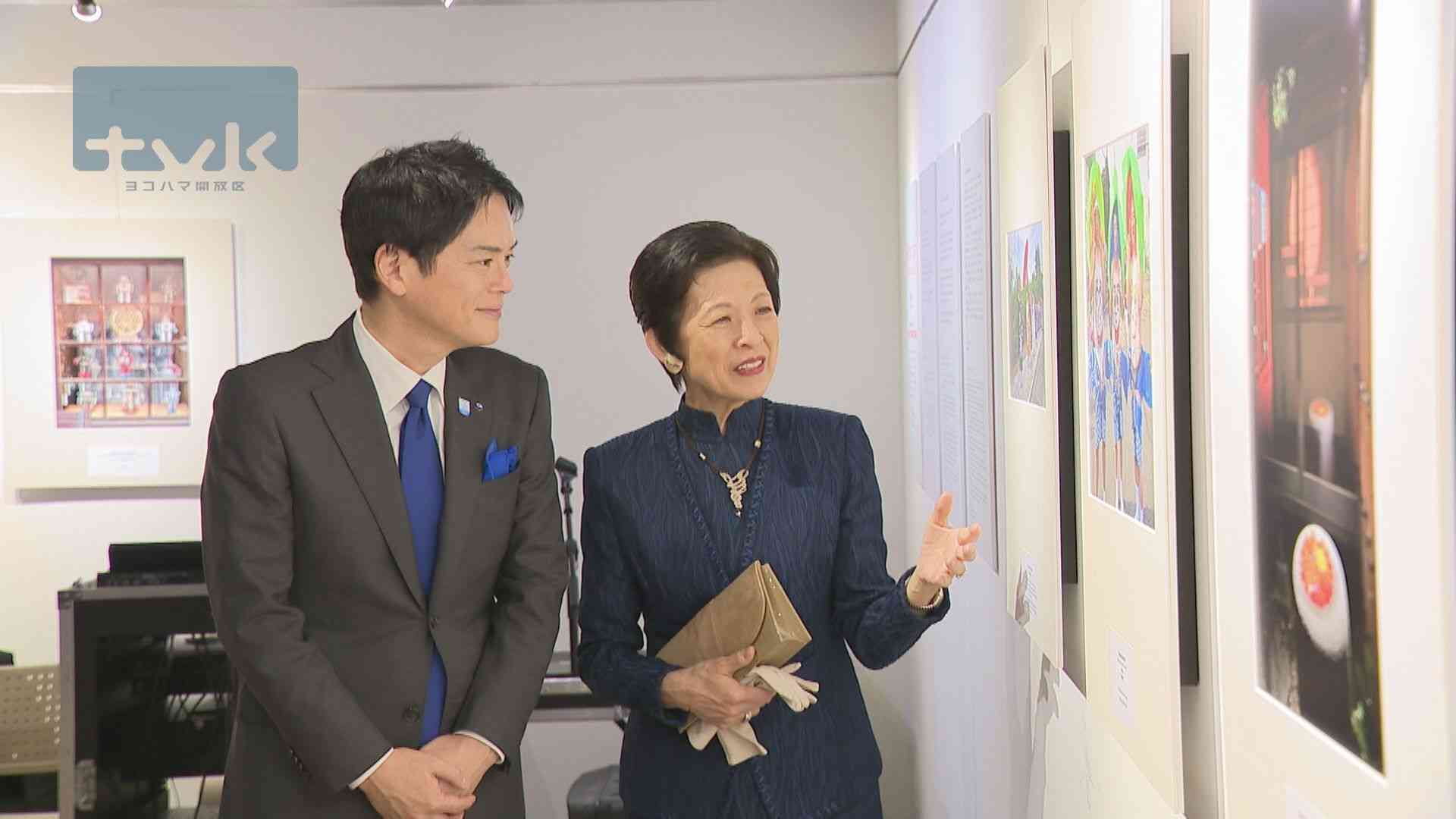 高円宮妃久子さまが「にっぽんー大使たちの視点」写真展であいさつ（tvkニュース（テレビ神奈川）） - Yahoo!ニュース