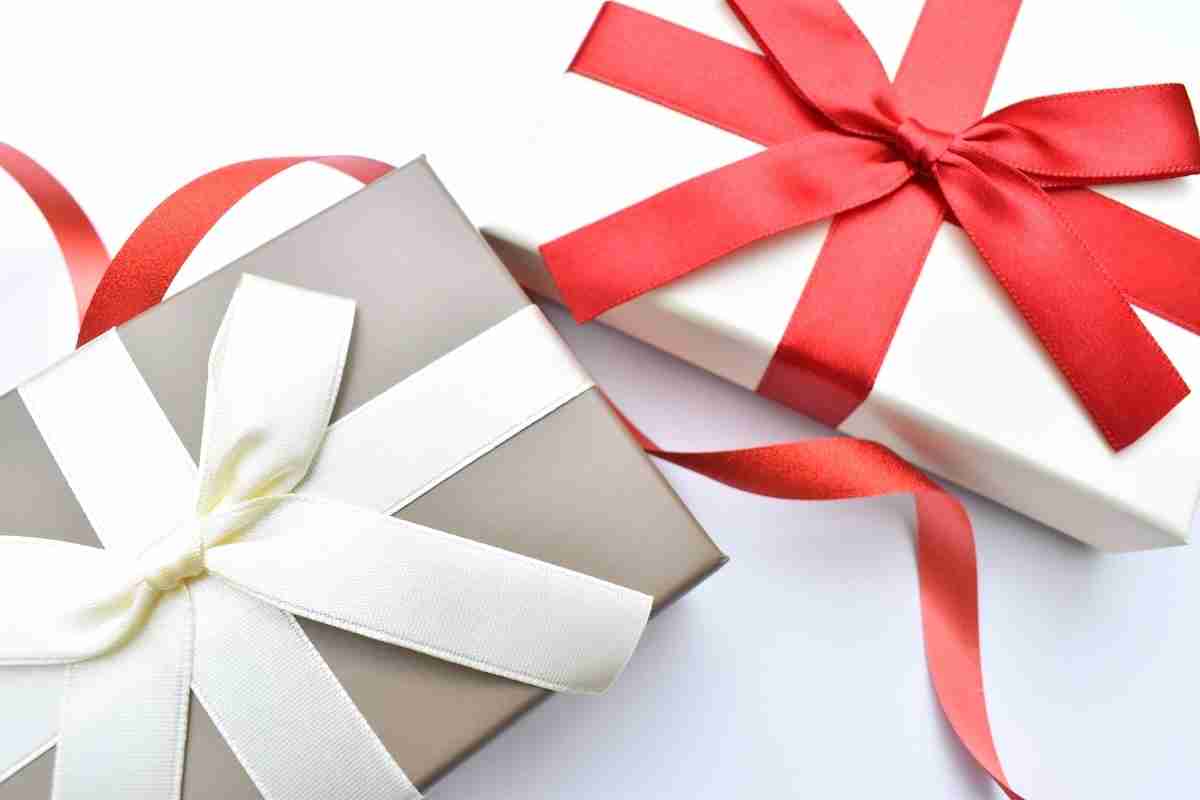 初ボーナスで両親に高級マフラーをプレゼント 「親孝行」のつもりで奮発した子供の気持ちはなぜ母に届かなかったのか | マネーポストWEB