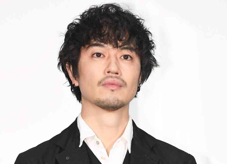斎藤工　パリでマフィアに拉致された壮絶体験語る　車で郊外の畑へ「自分埋める穴を掘れ！と言われ」仰天の結末も