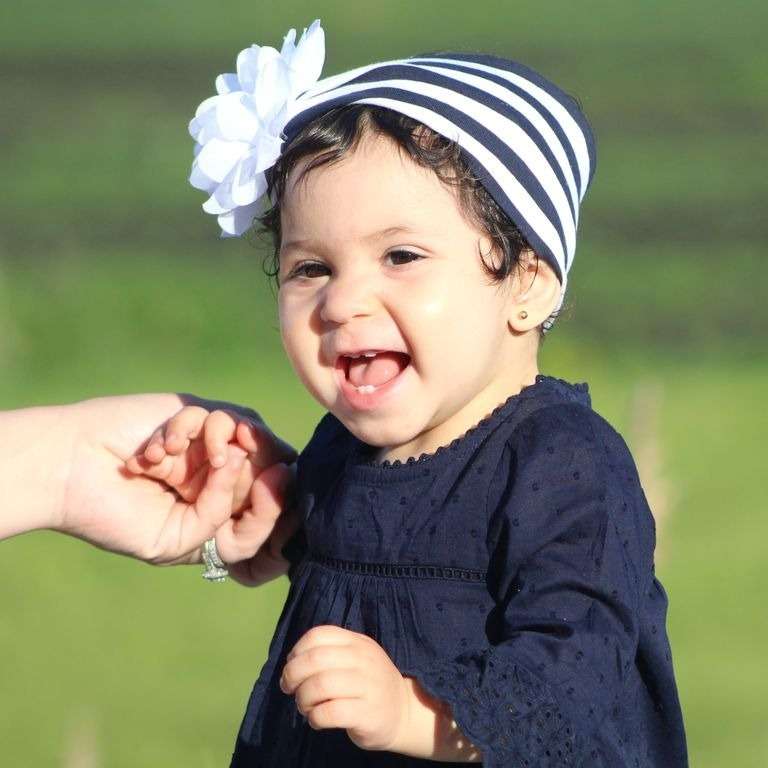 生後2カ月の赤ちゃんにピアスを開けた母親が炎上「虐待に見える」海外SNSでの批判に「価値のある痛み」と反論（ELLEgirl） - Yahoo!ニュース