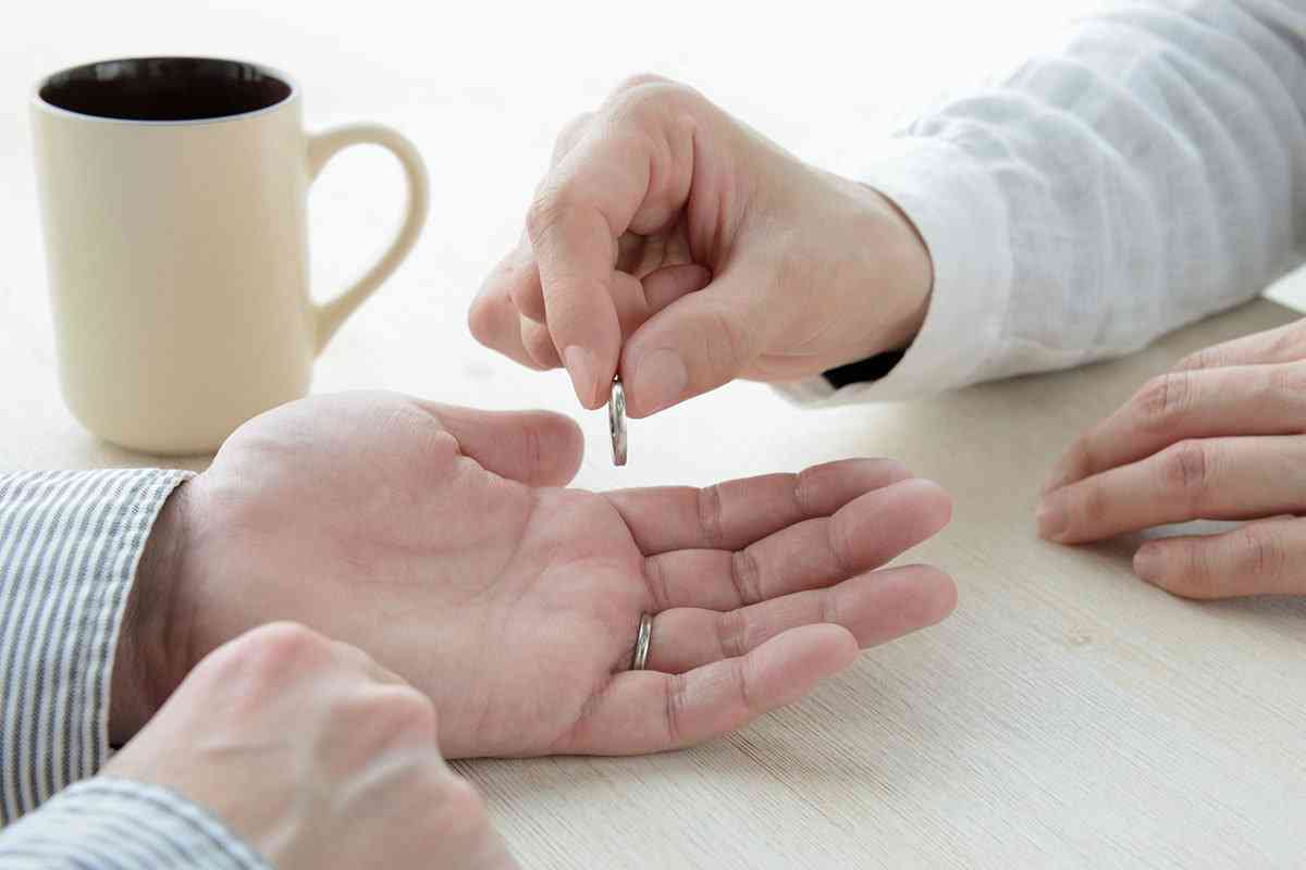 60代母の【卒婚宣言】で家族崩壊…娘「知りたくなかった」高齢親の“身勝手”すぎる言い分（LASISA） - Yahoo!ニュース