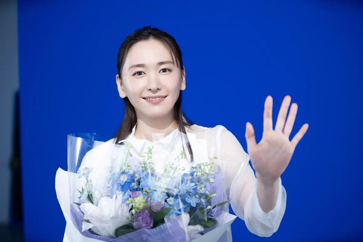 新垣結衣：雪肌精ミューズになり12年　「まさかこんなに長く担当できるとは」　“新しいカタチ”も明かす - 毎日キレイ
