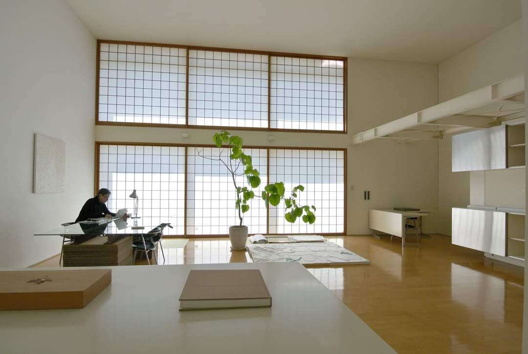 本当に自宅ですか!?　冨永愛、豪華な自宅に驚きの声「天井高ぁーい」「モデルルームみたいなお部屋」