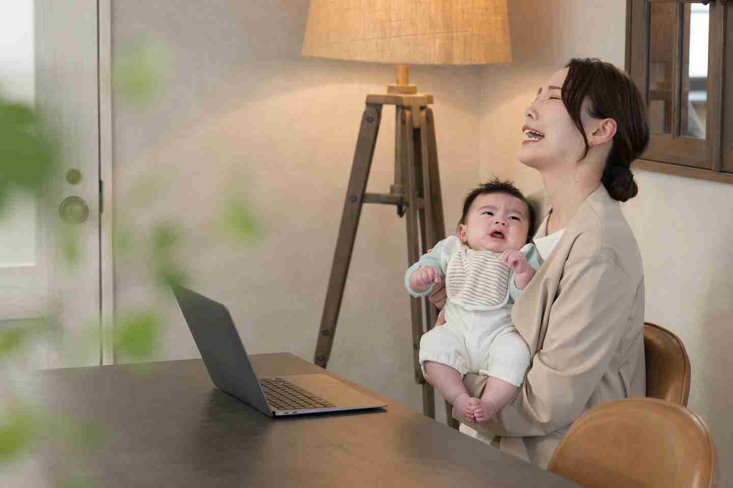 自分の買い物がしたい！ボーっとしたい！約3割のママが「ひとりの時間」がないと回答…その理由とは