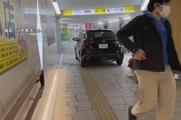 人が行き交う中を…車が“歩行者専用”地下通路に進入　「注意したが無反応」70代女性が運転　神奈川・藤沢市｜FNNプライムオンライン
