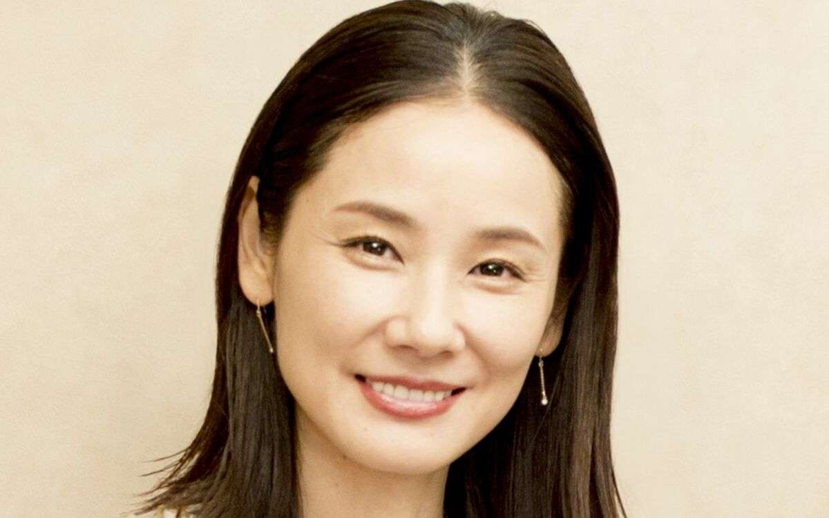 「50歳になっても独身だったら結婚しよう」吉田羊が密約の存在を匂わせていた”大物落語家”とは | 『不適切にもほどがある！』の適切な楽しみ方 | 文春オンライン