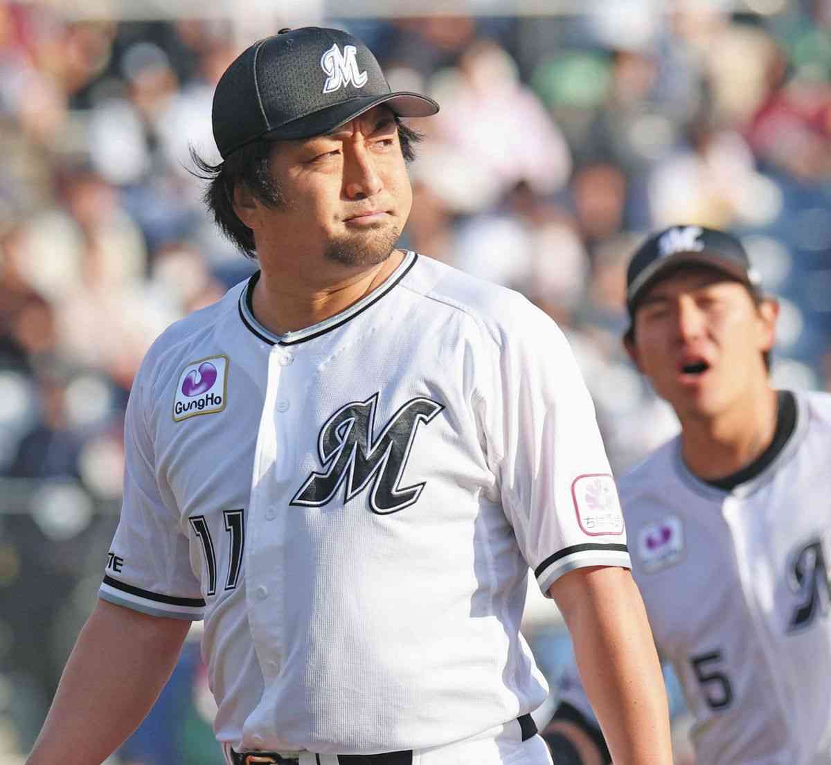 【ロッテ】沢村拓一、127キロカーブも駆使し8回の1イニング無失点 吉井監督も「ニュー沢村」に期待：中日スポーツ・東京中日スポーツ 