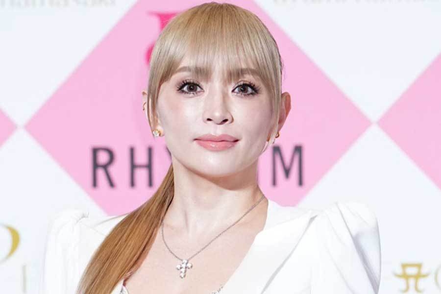 浜崎あゆみ、鳥山明さんをライブで追悼　死去発表から数日で完成のセットが「凄すぎ」「愛がすごい！」（ENCOUNT） - Yahoo!ニュース