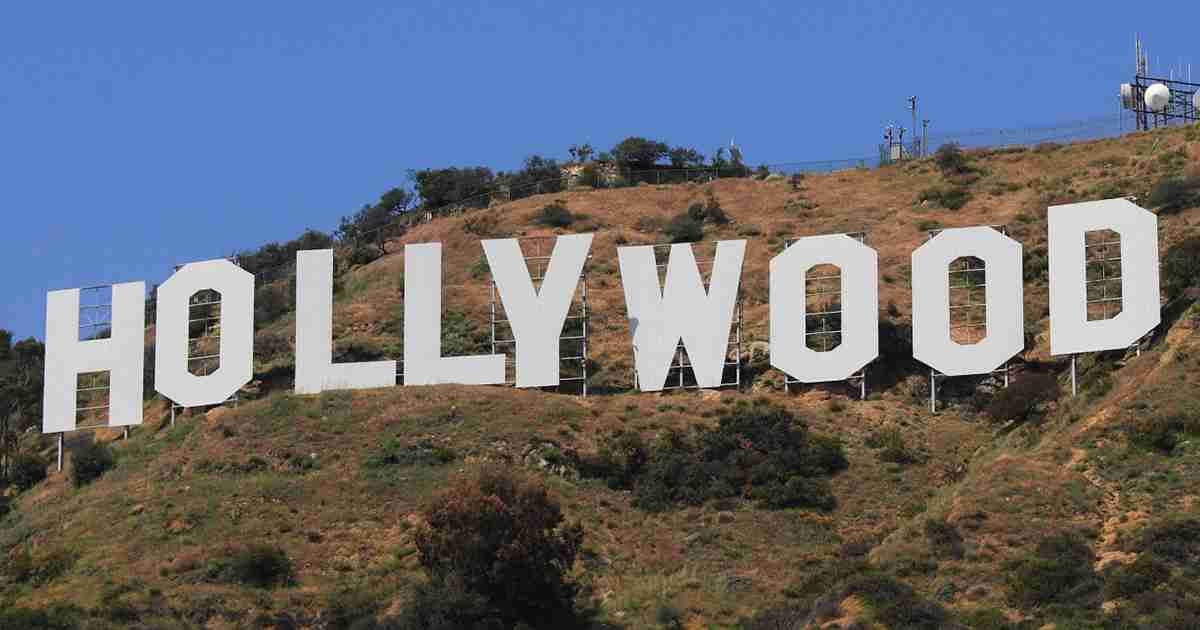 「アジア系は『おまけ』扱い」日本人ハリウッド俳優が明かした“現地の実情”にSNS注目「闇が深そう」 | 女性自身