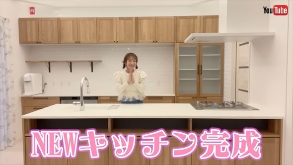 「マジで汚い」「こんなもんです」　辻希美、“大散乱”のリビングと“新”キッチンの差を公開し共感の声集まる