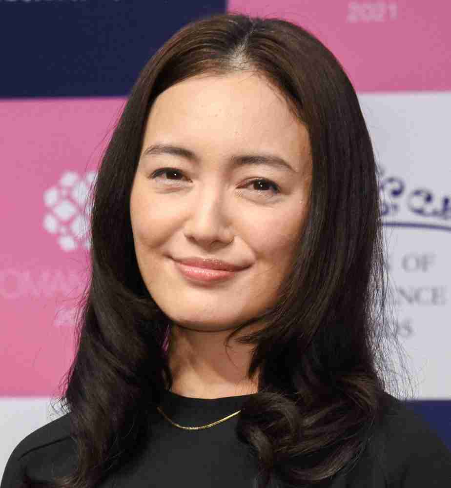 仲間由紀恵　夫・田中哲司との日常を明かす　「うちの主人、静かで…なんにも喋らない」― スポニチ Sponichi Annex 芸能