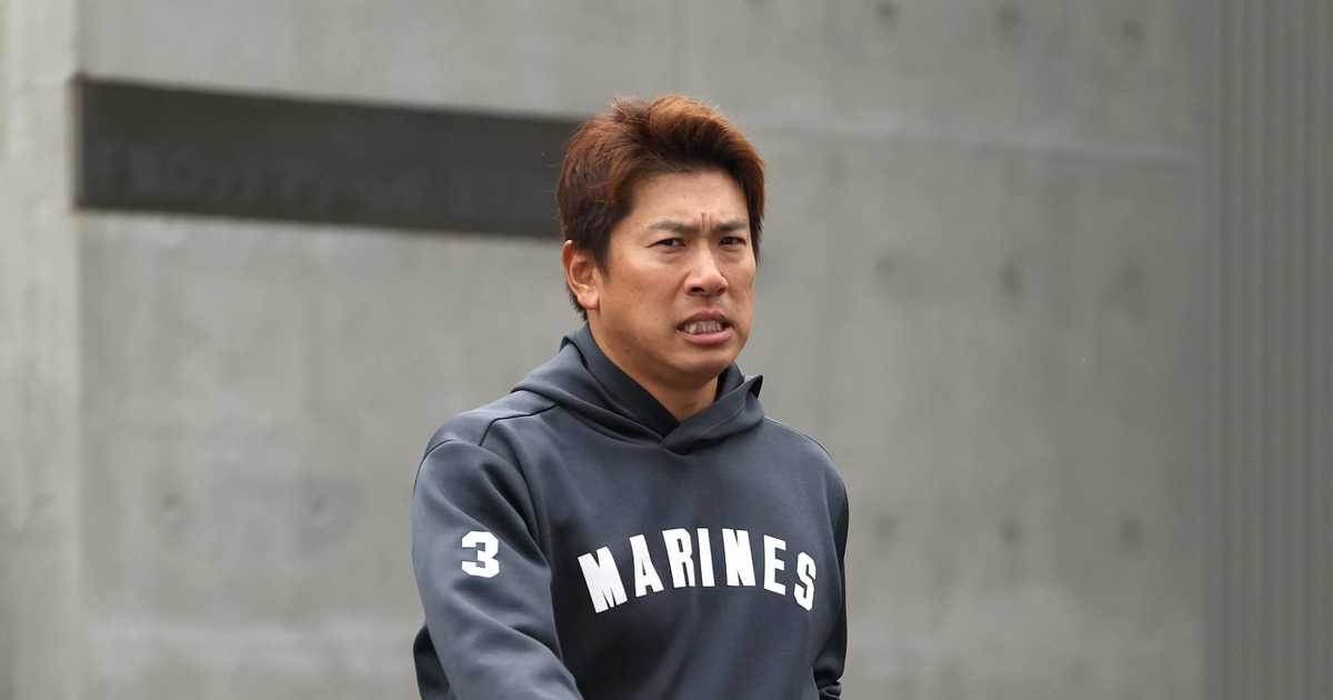 ロッテ・角中勝也が１軍合流　母校・日本航空石川のセンバツ出場にパーカー差し入れでエール「思い切ってやってほしい」 - サンスポ