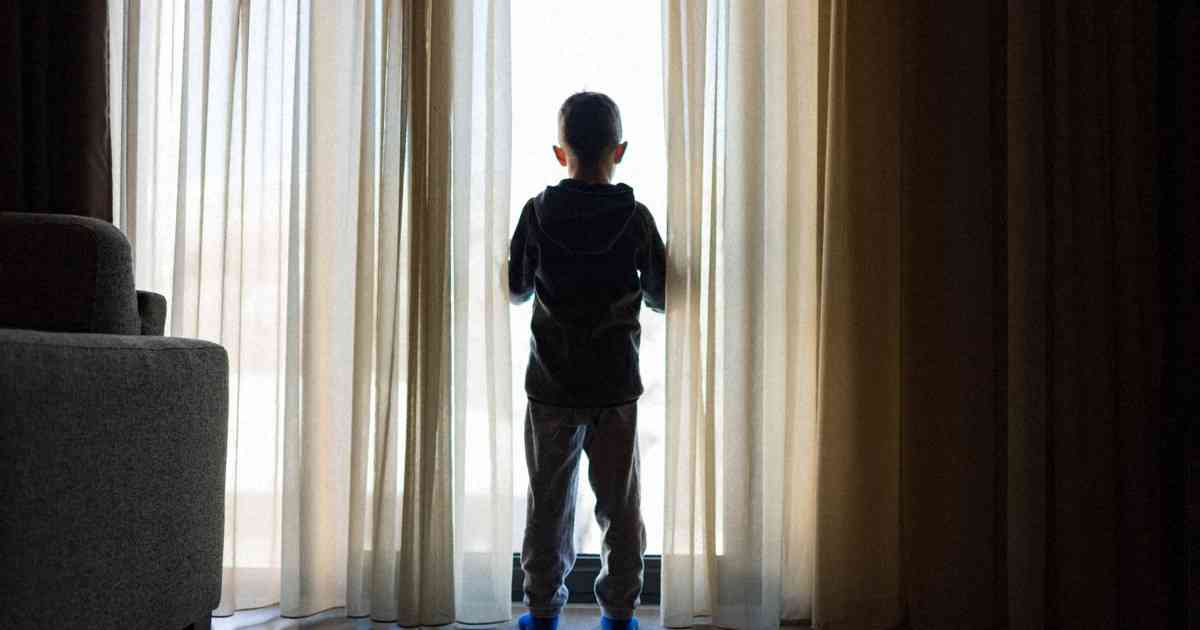 SNS原因で犯罪被害の小学生139人　2023年は過去最多 | 毎日新聞