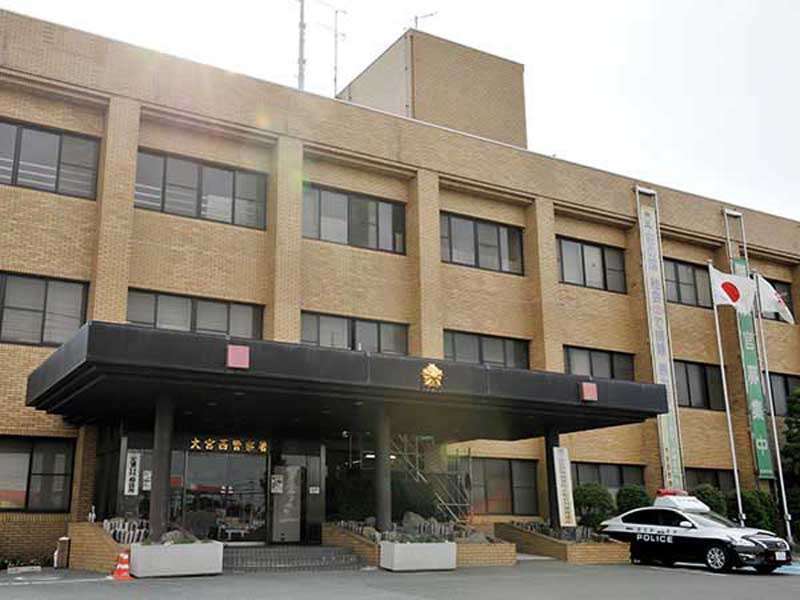 ホテルに女子中学生を誘惑…30代の無職女を逮捕、SNSの知人だった　生徒の母が通報「娘が帰らない」　遠方から来た女「放っておけなかった」
