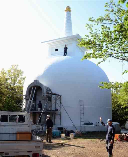水俣病慰霊の仏舎利塔、水俣市が撤去要求　「市有地を不法占拠」近く提訴へ｜【西日本新聞me】