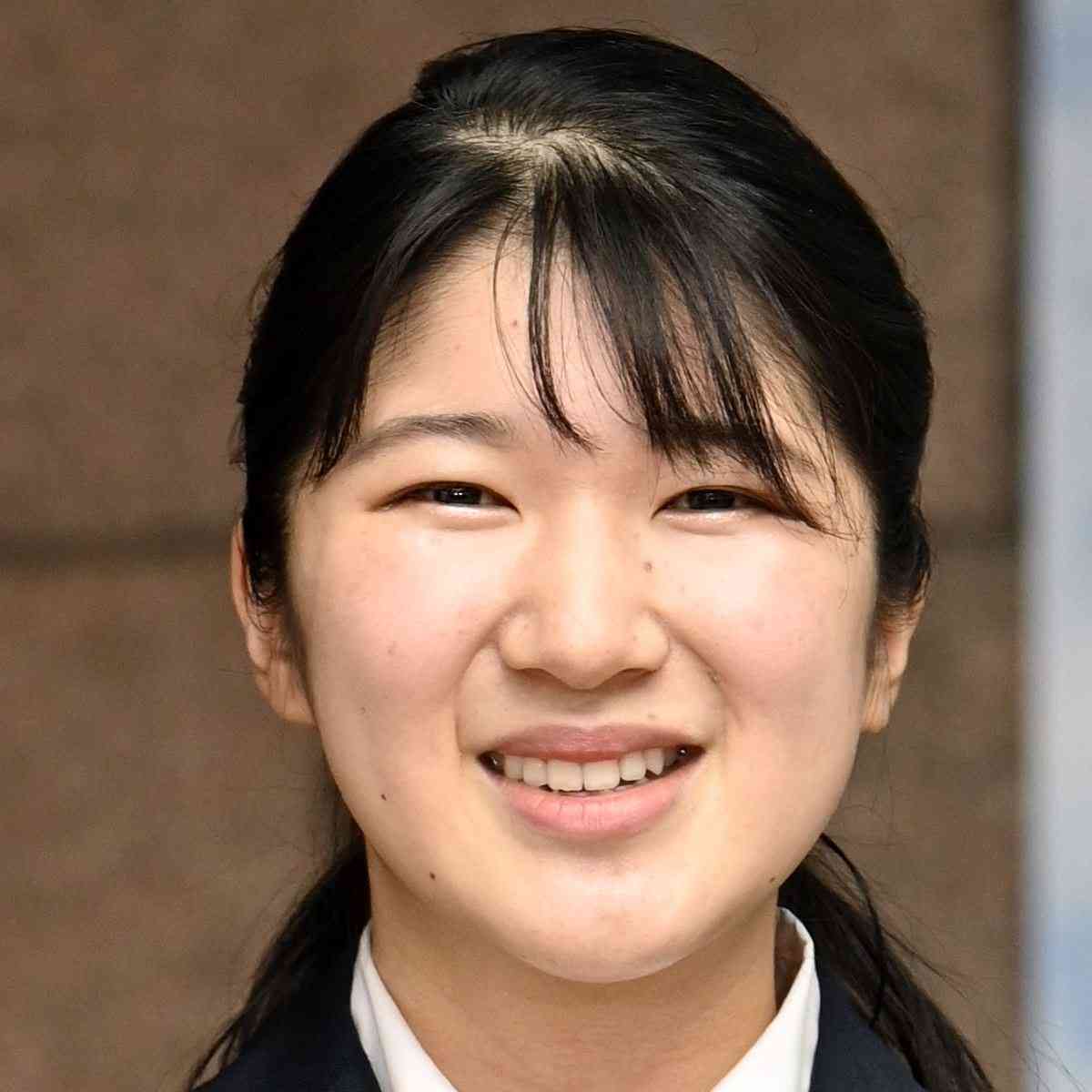 愛子さま　明らかになった“お仕事内容”に「ぴったりのお仕事」「読んでみたい」と高まる期待の声（女性自身） - Yahoo!ニュース