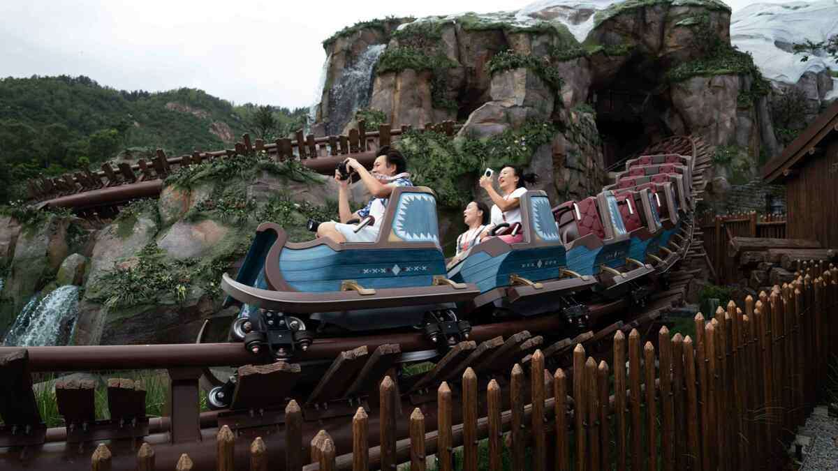 ディズニー｢ファストパス｣導入が永遠に変えた事 アトラクションは｢早い者勝ち｣だったはずが | 経営 | 東洋経済オンライン