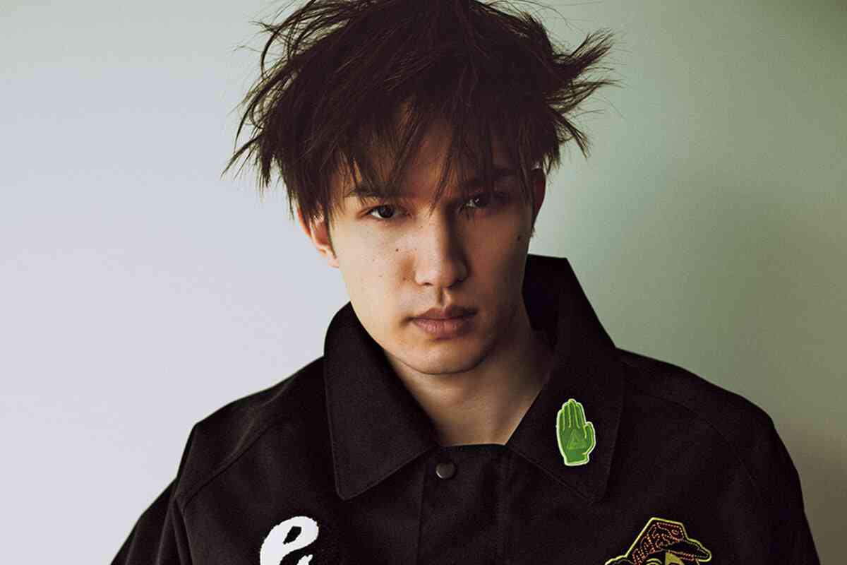 ジェシー（SixTONES）、ユーモラスで紳士的な存在感。｜フィガロオム｜madameFIGARO.jp（フィガロジャポン）
