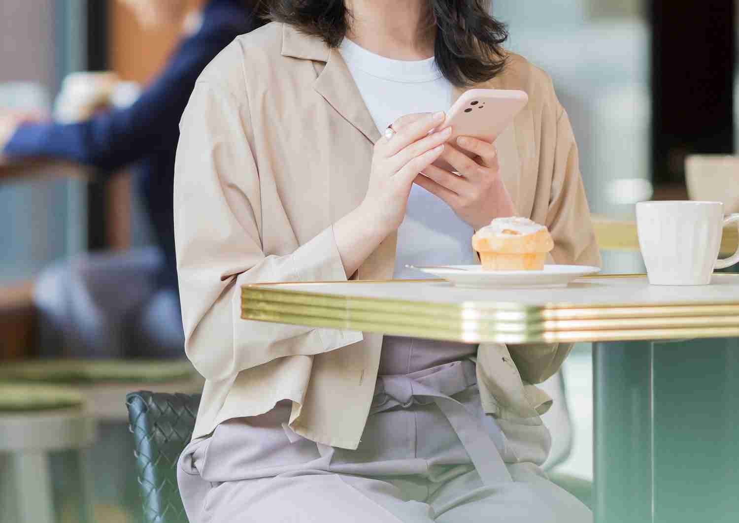 モテに憧れるのは“昭和生まれ”だけ。22歳女性が「アプローチされると落ち込む」理由 | 女子SPA！