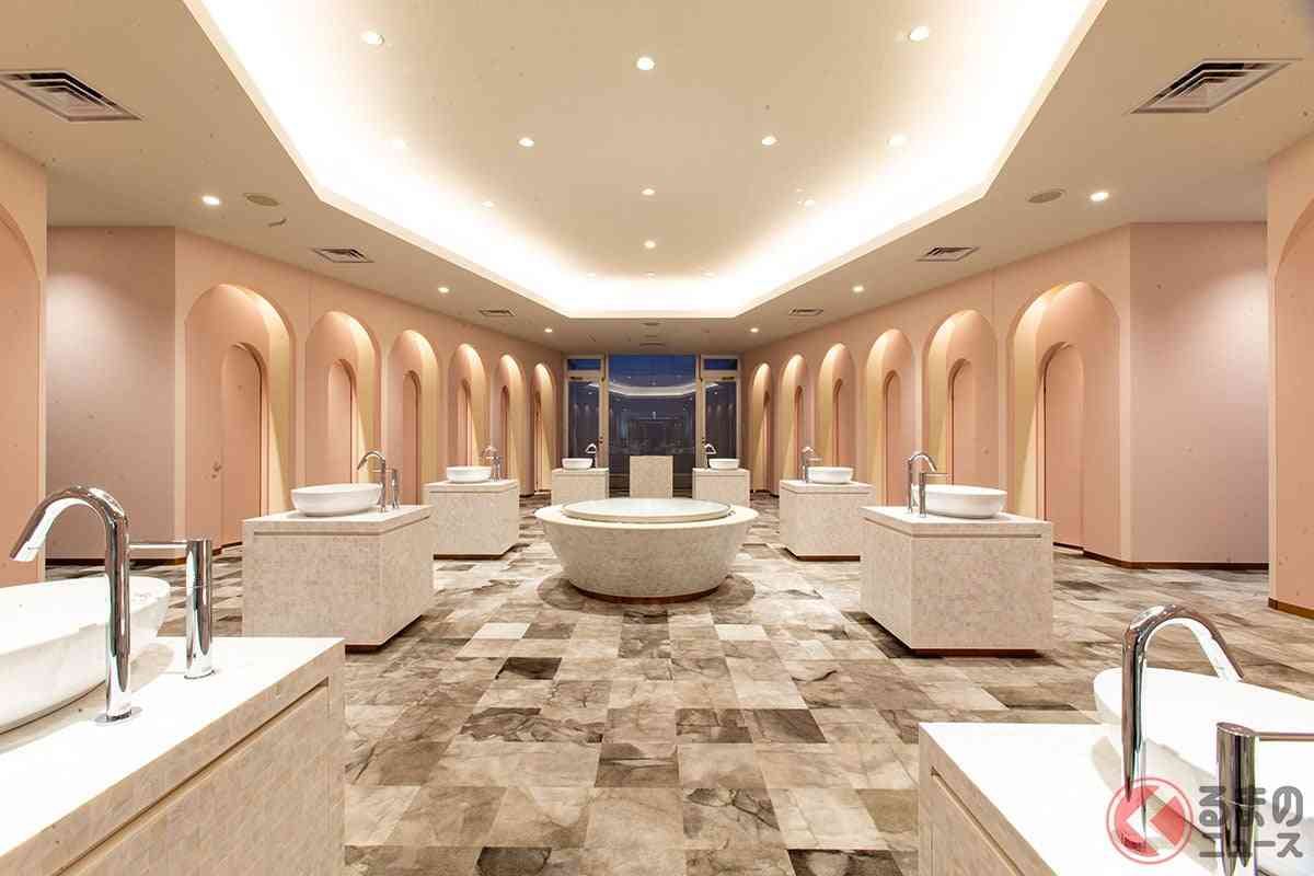 米人気司会者「日本のトイレはどこもアメリカの手術室より清潔」。家族旅行で1週間滞在し、大きな衝撃を受けたと褒めちぎる