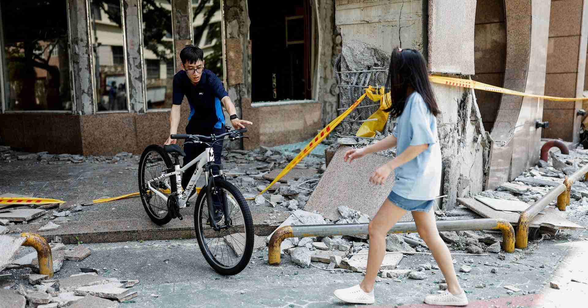 台湾、中国を「恥知らず」と非難　地震へのお見舞いに中国が謝意 | ロイター