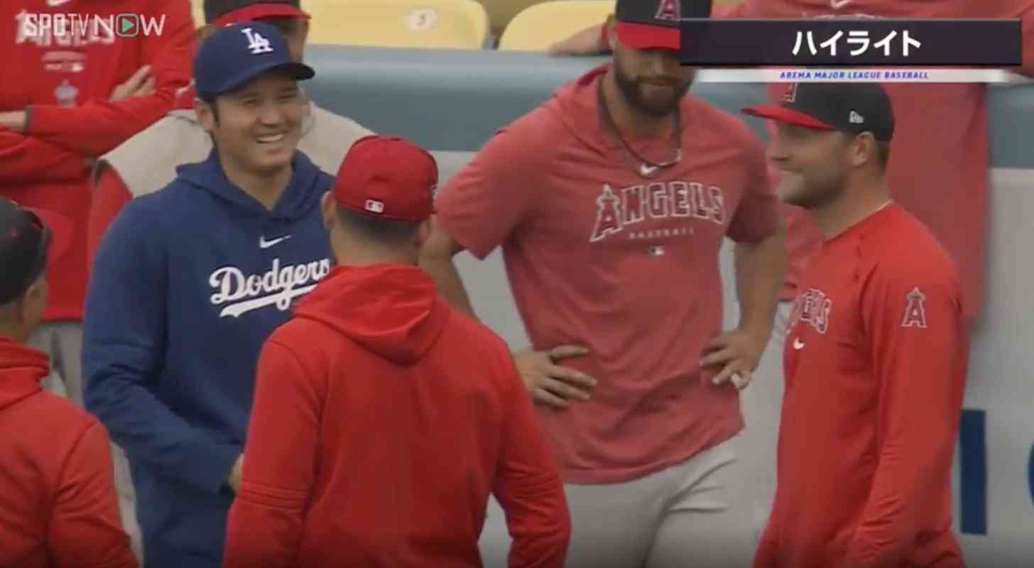 「大谷がギャンブル興味ないって知ってる」「弱いけど良いチームなんだよな」 大谷翔平を古巣・エンゼルス選手たちが温かく迎える瞬間　大谷が試合前に見せた笑顔に感動の嵐（ABEMA TIMES） - Yahoo!ニュース
