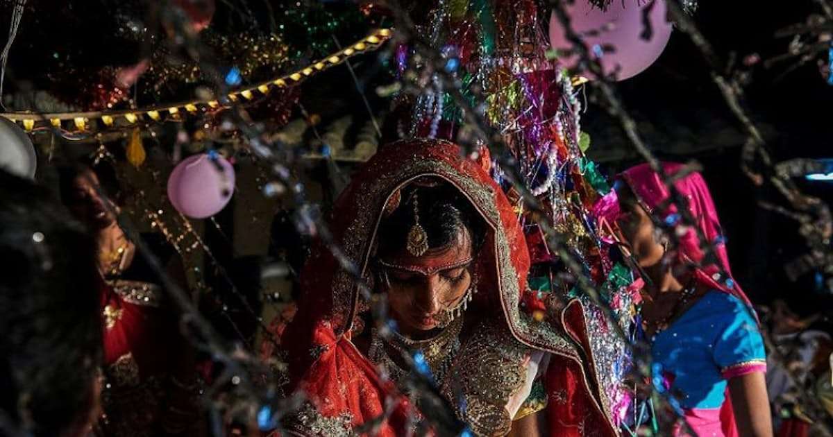 インドに残る違法な児童婚　貧困が招く悪習の連鎖 - 日本経済新聞