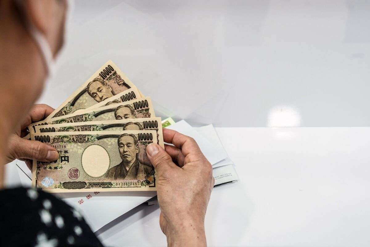 円はトルコ・リラやアルゼンチン・ペソと同じ部類、ドイツ銀が指摘 - Bloomberg