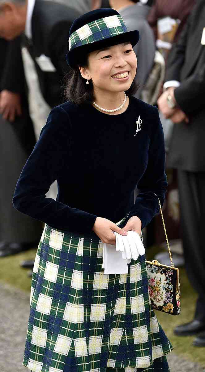 著書が“大バズリ”で文庫化決定の三笠宮彬子さま　1000円超えの「しめじ」を断念、「ゆず」「サカナクション」の大ファンという“庶民派”素顔（デイリー新潮）のコメント一覧 - Yahoo!ニュース