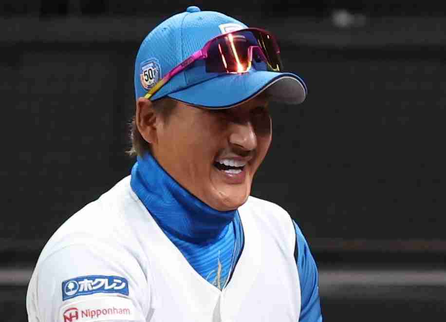 日本ハム・新庄監督、選手の「ガムの噛み方」に提言「口閉じて噛んでほしい」少年野球への影響を危惧「僕が食べるんだったらチュッパチャップス」（デイリースポーツ） - Yahoo!ニュース