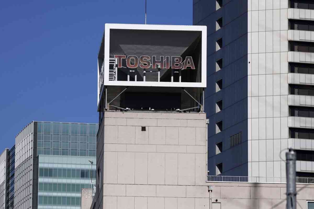 東芝5000人削減、国内社員１割弱と報道－国内企業でまた人員削減 - Bloomberg