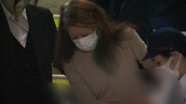 違法駐車“常習” 　13回繰り返した77歳女を逮捕　しかも2023年5月に失効で無免許｜FNNプライムオンライン