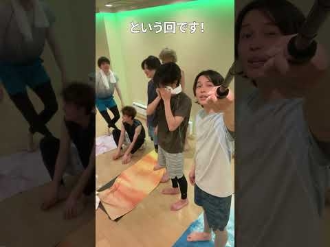 SixTONES official【北斗待望のホットヨガ】朝活で初体験！！ - YouTube
